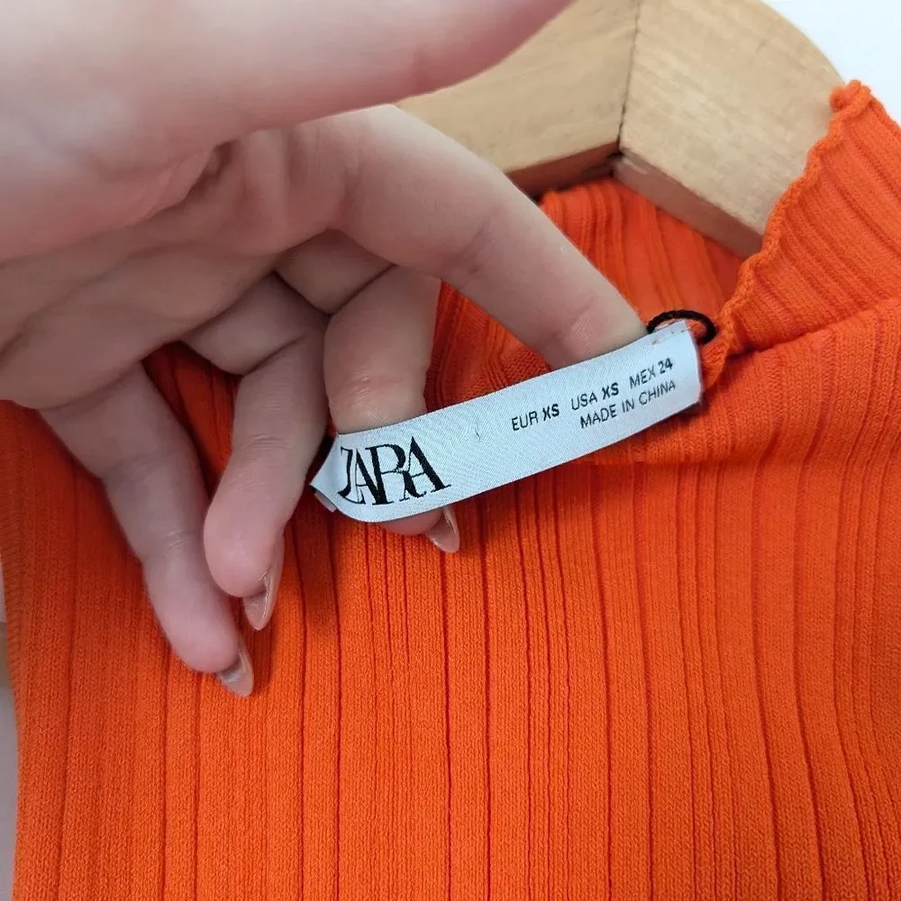 NWOT Zara orange ribbed mockneck one sleeve asymmetrical bodycon bodysuit top - Picture 3 of 7